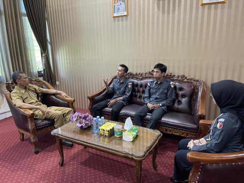 Bawaslu Kota Banjarbaru Lakukan Konsolidasi Demokrasi bersama Asisten I Setdako Banjarbaru