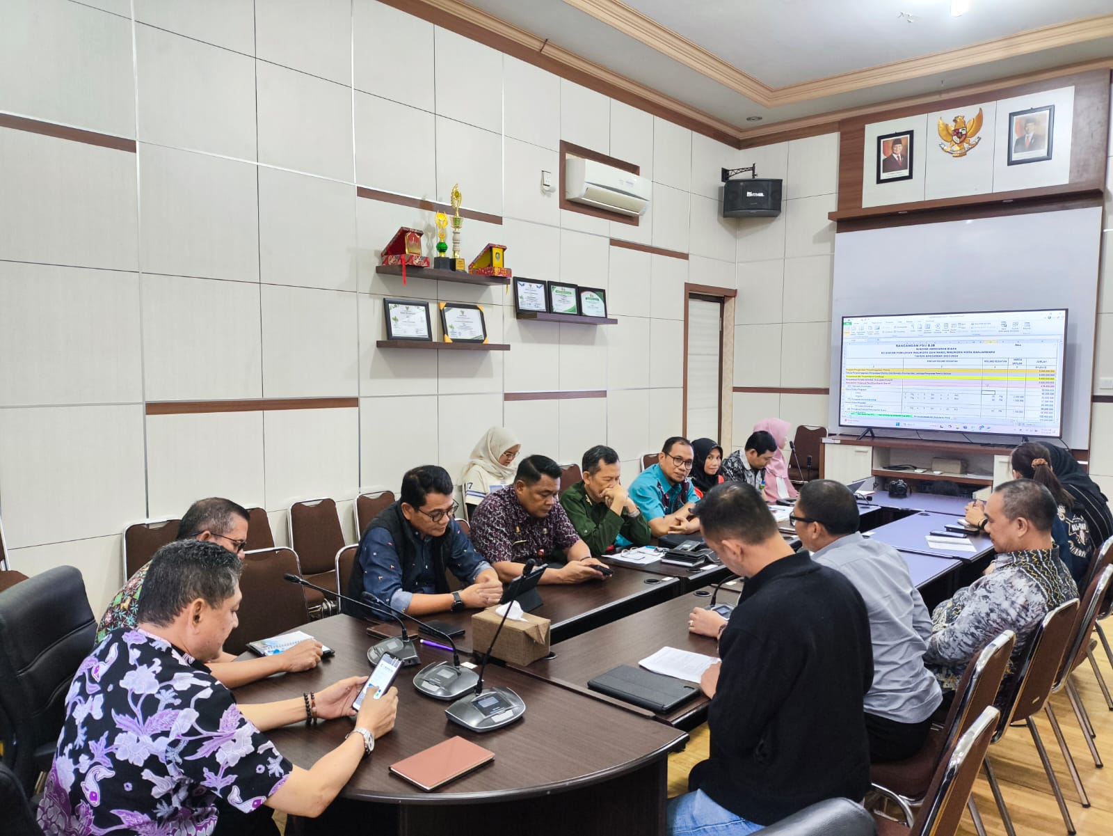 Bawaslu Kota Banjarbaru Bahas Anggaran PSU