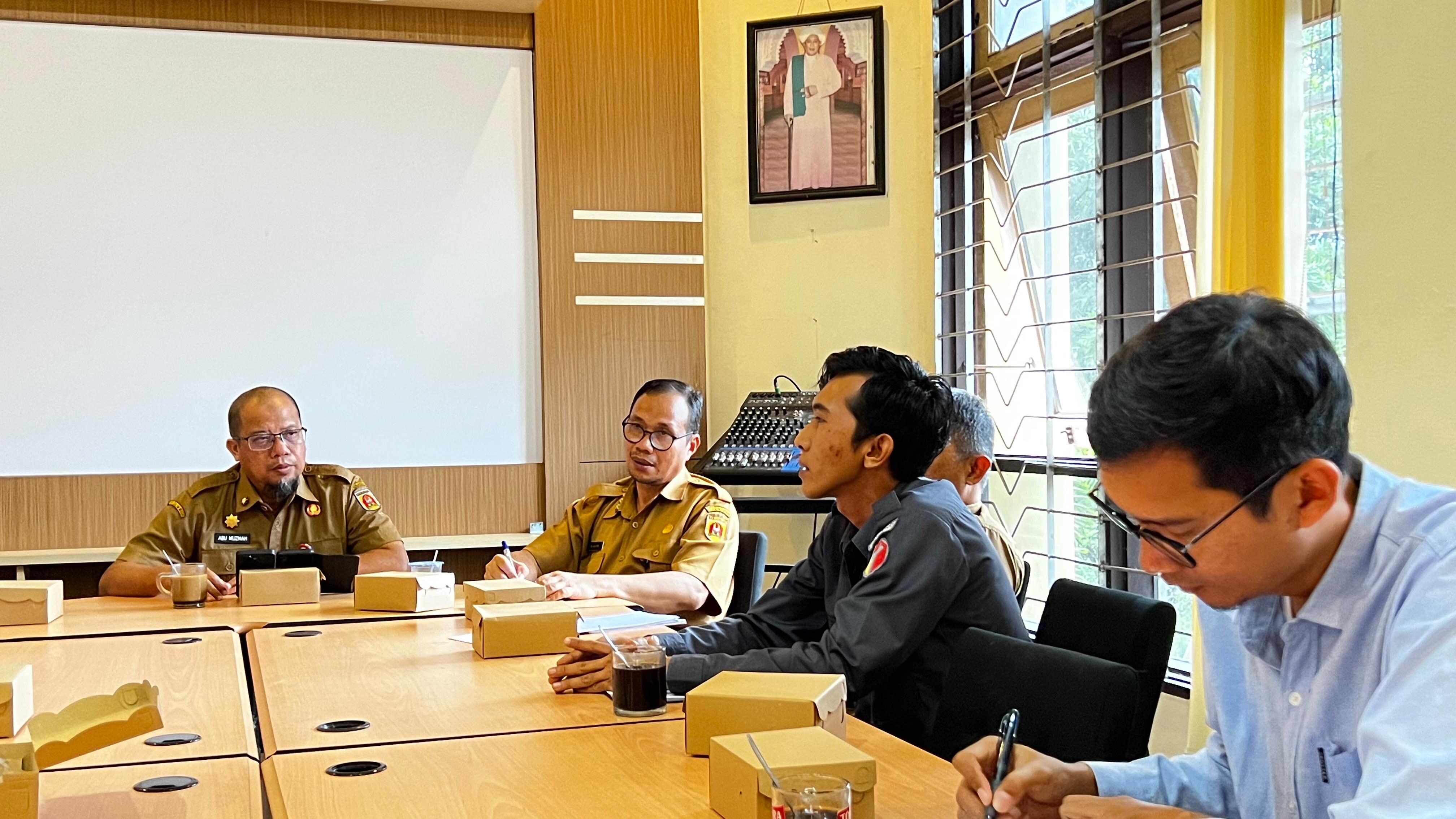 Bawaslu Kota Banjarbaru menghadiri Rapat Koordinasi Tim Pemantauan Perkembangan Politik Kota Banjarbaru