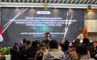 Bawaslu Kota Banjarbaru ikuti Rakornas Evaluasi Pengawasan PDPB Hubungan Kerja Sama Antar Lembaga Tahun 2025