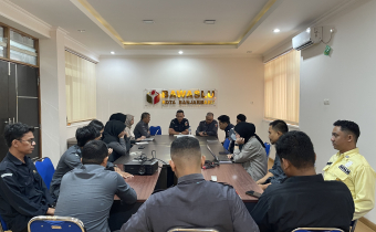 Bawaslu Kota Banjarbaru Gelar Rapat Internal Selaraskan Peran Divisi