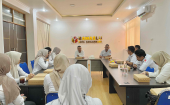 Rapat Internal Penguatan Etos Kerja Bawaslu Kota Banjarbaru